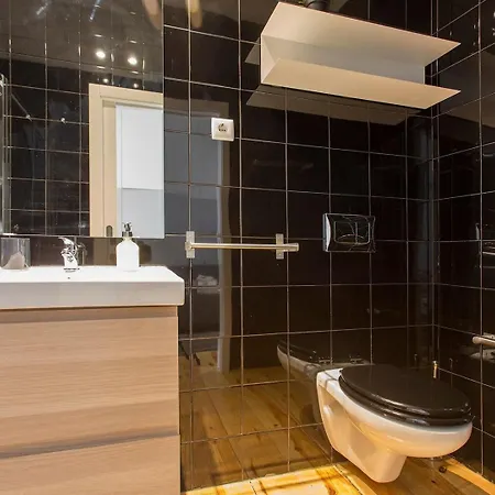 Alfama Charm Apartament *
