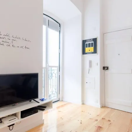 Alfama Charm Apartament *